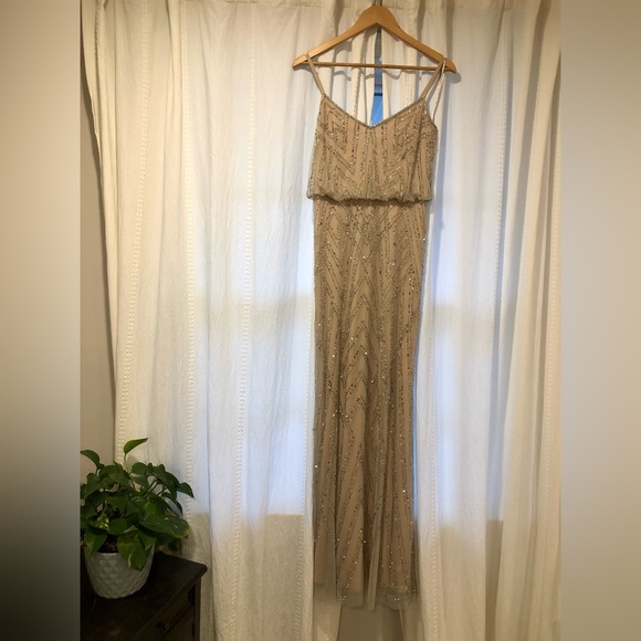 Adrianna Pappell gown - Picture 2 of 9